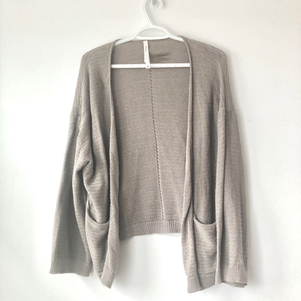 Babaton Cardigan size XS
